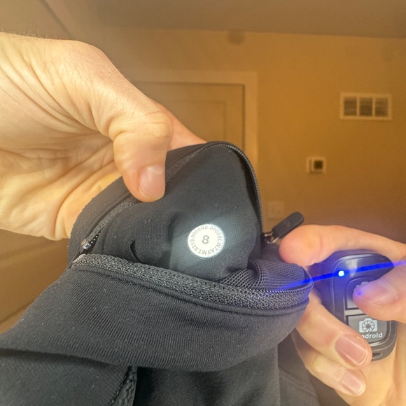 Lululemon Speed Up Short 4" – Black – Size 8 - Picture 3 of 3